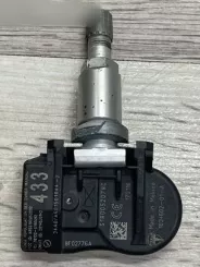 Датчик тиску в шинах Tesla Model 3 103460201A 1034602