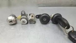 Реле замка запалювання Ford Streetka 1057905