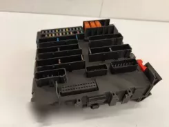 Блок запобіжників Opel Signum 13112909 103841 42CCN6