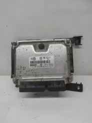 Контролер / модуль ЕБУ Volkswagen Golf IV 038906012M 0281001979 28SA4240