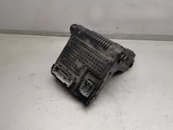 Рамка / модуль запобіжників Volvo XC90 30786579 28155843 08W234