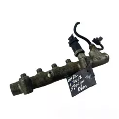 Opel Astra H Рейка впорскування 0445214049 019573L1 040903