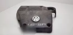 Volkswagen Golf IV Верхня кришка двигуна 06A103927F