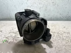 Дросельна заслінка Volvo XC90 30650013 03L13