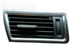 Seat Toledo IV (NH) Бічний вентиляційний отвір приладової панелі 5JA819702B 0858000001 151869