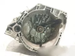 Nissan Pulsar Механічна 5-ступінчаста коробка передач TL4131 021793 B021793