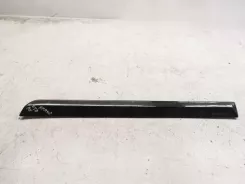 Обшивка задніх дверей Volvo V50 08694732