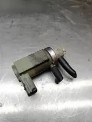 Audi A6 S6 C5 4B Вакуумний клапан / електромагнітний клапан турбіни 059906627C