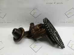Масляний насос Volkswagen Golf III 032115109