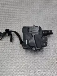 Renault Clio III Перемикач керування / склоочисників 88103003256 0171060440