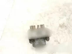 Tesla Model S Насос ABS 103779700C