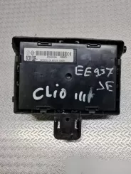Модуль / контролер комфорту Renault Clio III 8200652284 00656675 281187747A