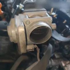 Дросельна заслінка Volkswagen Golf IV 038128063a 0340891