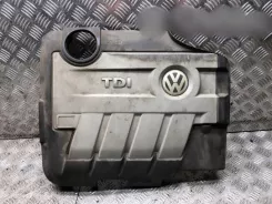 Volkswagen Golf VI Верхня кришка двигуна 03L103925AD 03L103925AE 03L103925AF