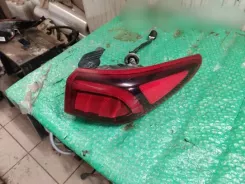Задній ліхтар Hyundai Kona I 92402J9600 201020 1012323