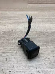 Кнопка сигналізації Volkswagen PASSAT B5.5 4B0962109A 0300380