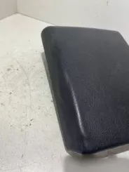 Підлокітник центрального тунелю BMW 5 E39 8196936 02051996