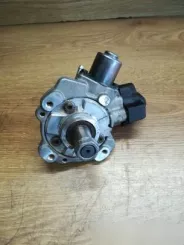 Skoda Fabia Mk2 (5J) Паливний насос високого тиску 28334239 0035930EGR 03P130755