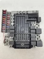 Рамка/модуль запобіжників Volvo V70 30679527 03W483 08696098