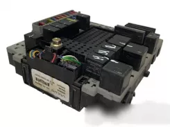 Блок запобіжників Volvo S80 / Комплектний 08696040 08696098 03W385