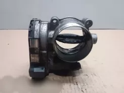 Дросельна заслінка Volvo V70 06W036 0281002701