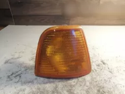 Audi 80 90 B3 Передній покажчик повороту 010288