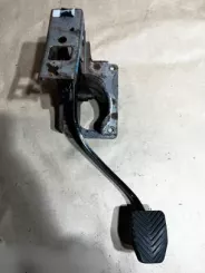 Педаль гальма Dodge Caliber 05105522af