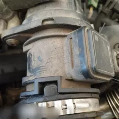 Датчик масової витрати повітря MAF для Ford Fiesta 6947144080 006069282