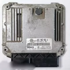 Контролер / модуль ЕБУ Volkswagen Golf V 03C906056A 0261S02007