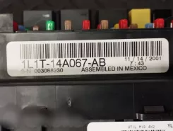 Блок запобіжників Ford F150 / Комплектний 1L1T-14A067-AB 003068230
