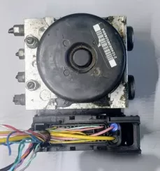 Насос ABS Mazda 3 II 8V612C405AG 000404961D0 10021204584