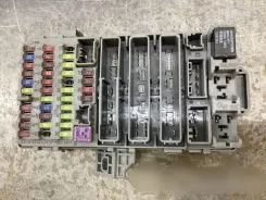 Корпус/модуль запобіжників Honda CR-V 38200SWA G221M1 092725111907