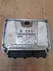 Контролер / модуль ЕБУ Seat Arosa 030906032AT 26SA7105 0261206824