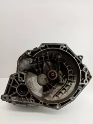 Opel Corsa B Механічна 5-ступінчаста коробка передач 05163W374