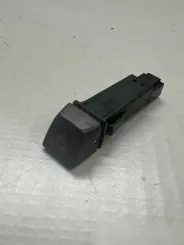 Кнопка аварійної сигналізації Volvo V50 30739296 05W415