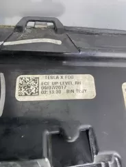 Фара Tesla Model X 103433100A 00197437080000
