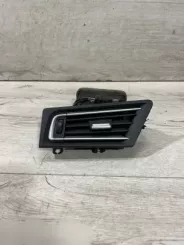 BMW 7 F01 F02 F03 F04 Бічний вентиляційний отвір приладової панелі F3911586108 0720708
