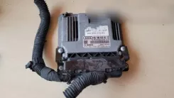 Блок керування Audi A1 03L906018HR 0281018168 03L906018HS
