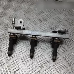 Opel Corsa C Інжекторна рампа 028151207 0401091000 151207