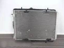 Радіатор Opel Crossland X 890960000 03641923
