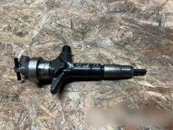 Паливний форсунка Isuzu D-Max 8980116041 08K00447