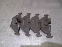 Передні гальмівні колодки BMW 5 E39 34216761281 0986494009 BOSCH