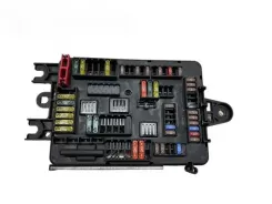 BMW 3 F30 F35 F31 Блок запобіжників / Модуль 9337881 09082014 19447000001