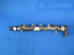 Audi A4 S4 B8 8K Інжекторна рампа 04L089B 0060759 030313