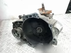 Volkswagen PASSAT B6 Механічна 6-ступінчаста коробка передач HDV 02Q301103C 140120128