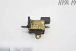 Volkswagen PASSAT B5 Вакуумний клапан 026905283H 11680713
