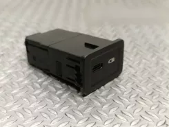 Роз'єм / USB-роз'єм Mercedes-Benz Sprinter W907 W910 A2478200401 0021901 HW1744