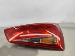Ліхтарі кришки заднього багажника Audi A1 8X0945094