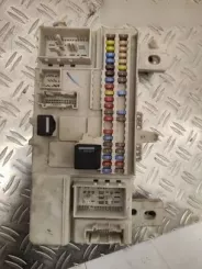 Рамка / модуль запобіжників Volvo V50 31254903 09111000 519096804