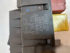 Блок запобіжників Opel Vectra C / Комплектний 13205774 00028026 519162002